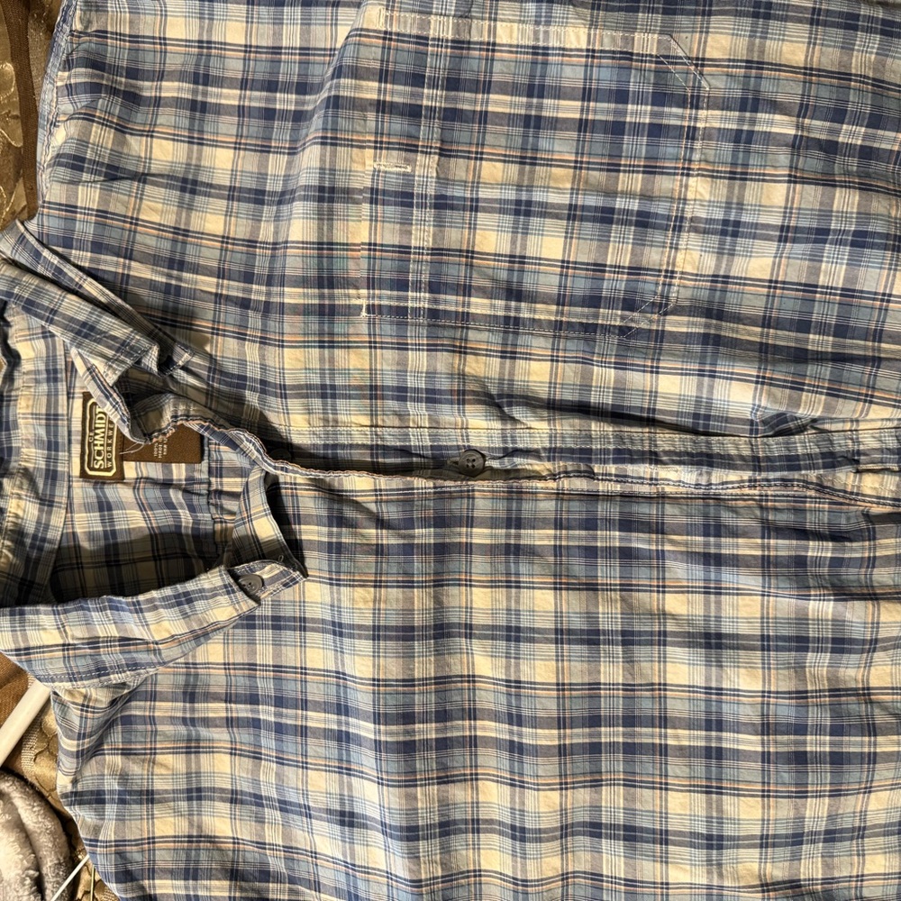 Casual Men's Plaid Shirt in Blue and Beige